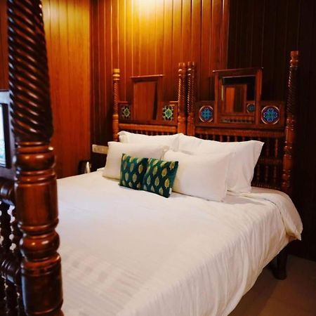 Fort Bridge View Kochi Екстериор снимка